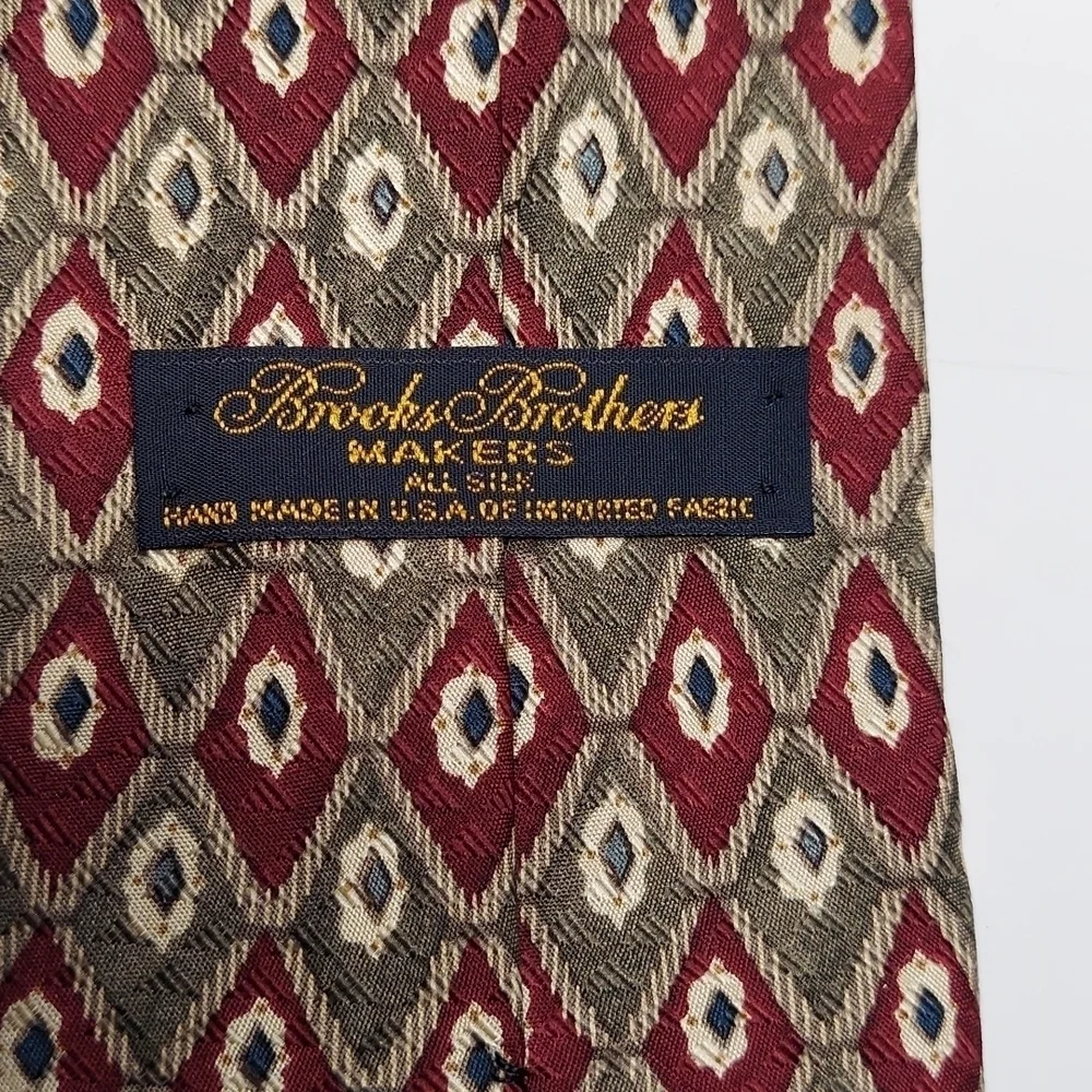 Brooks Brothers 100% Silk Tie